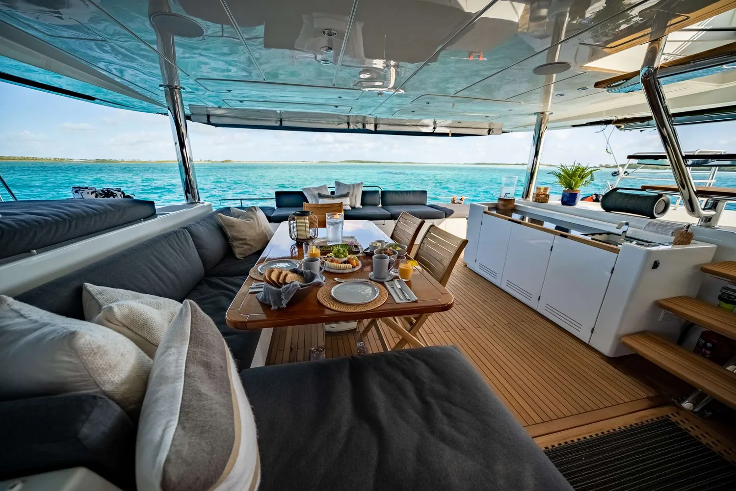 yacht-570953