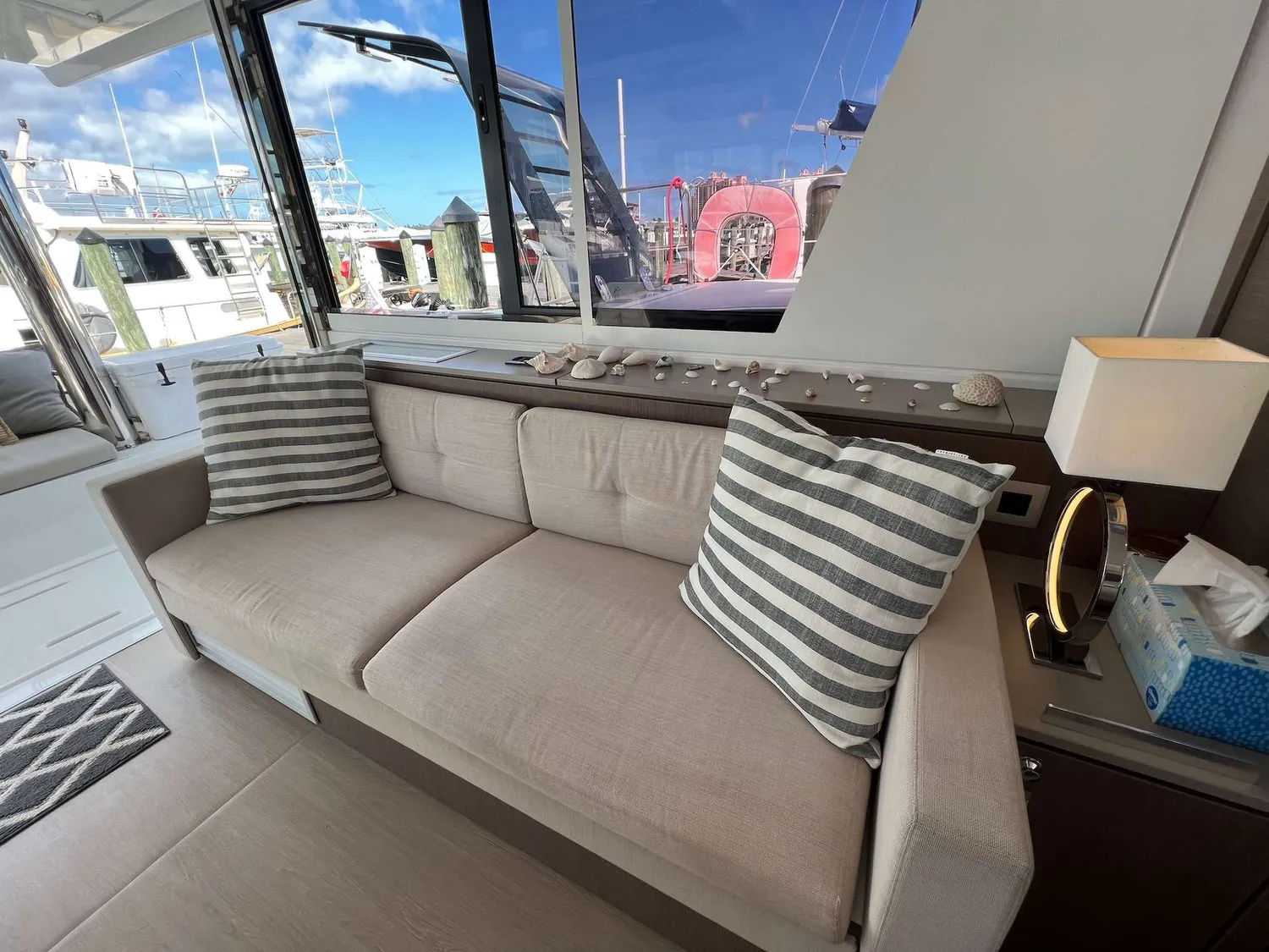yacht-576813