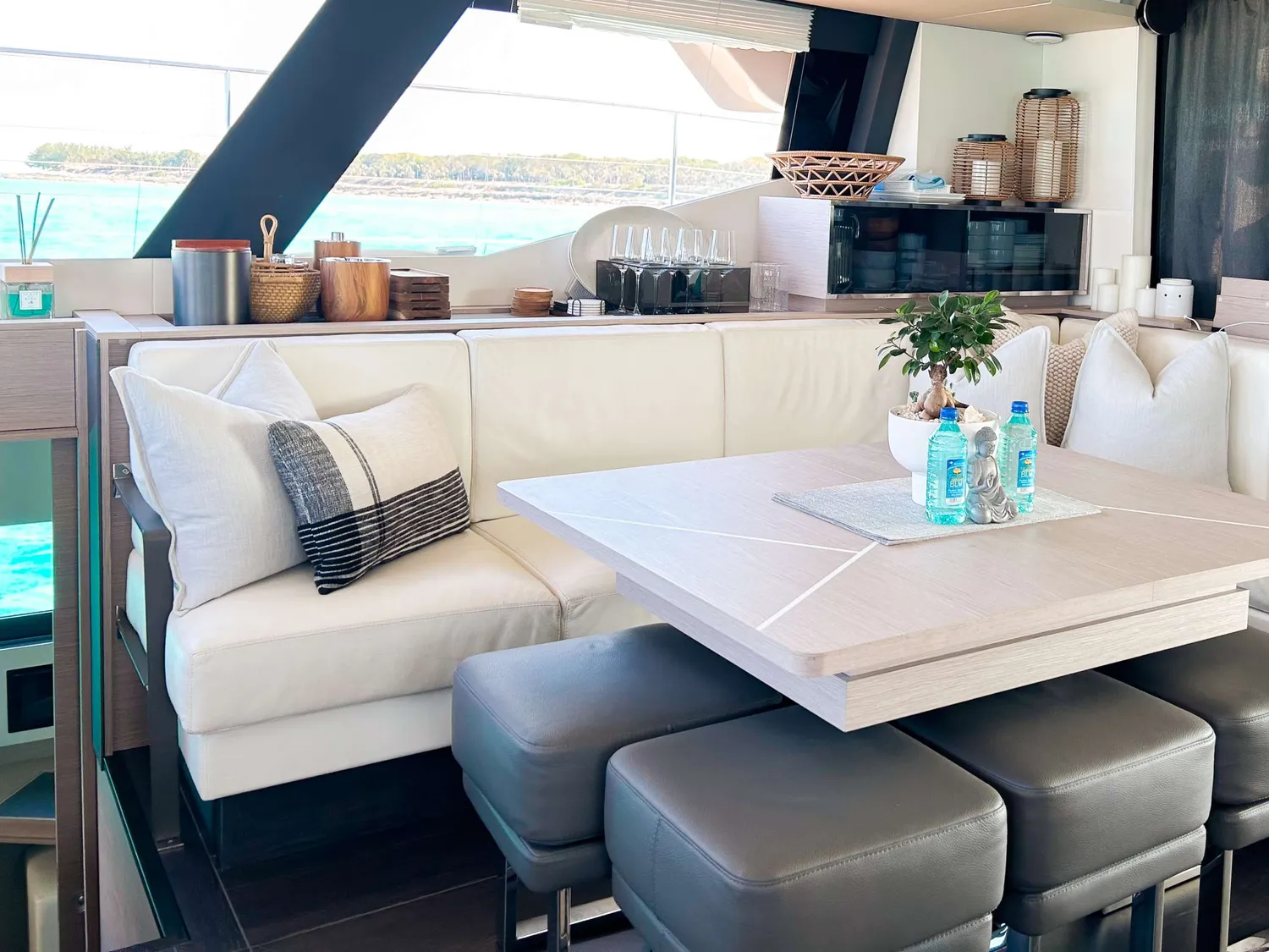 yacht-559980