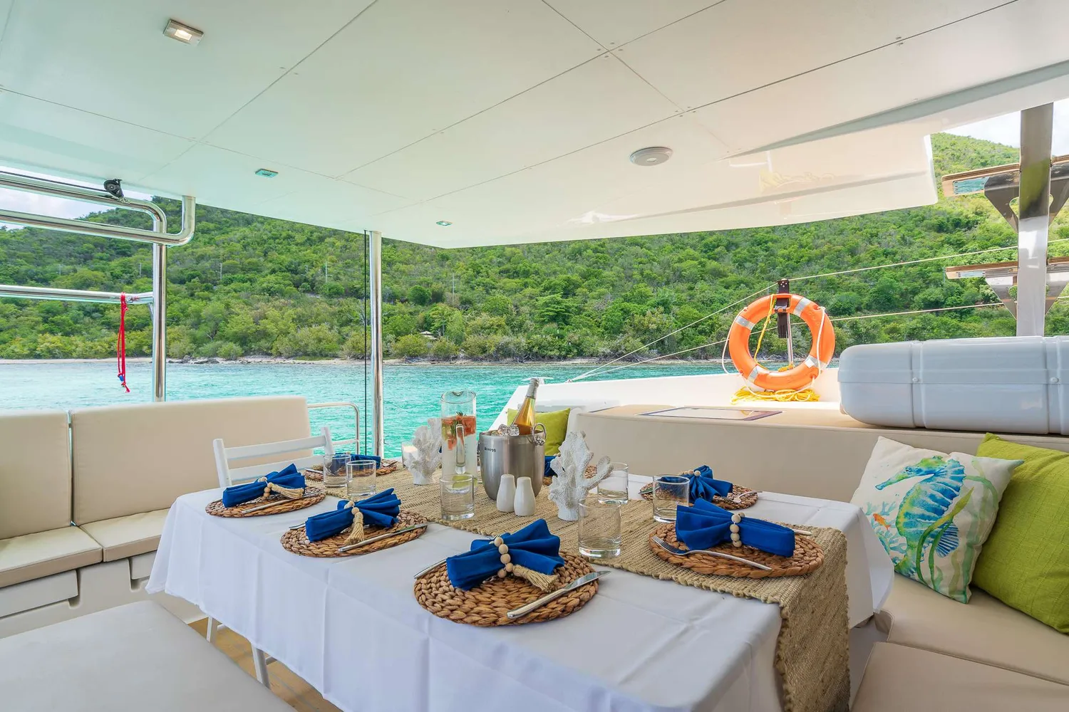 yacht-567131
