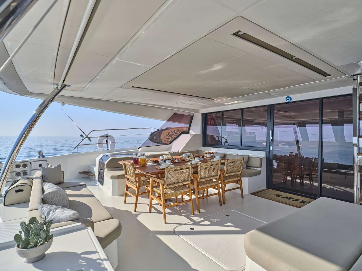 yacht-598704