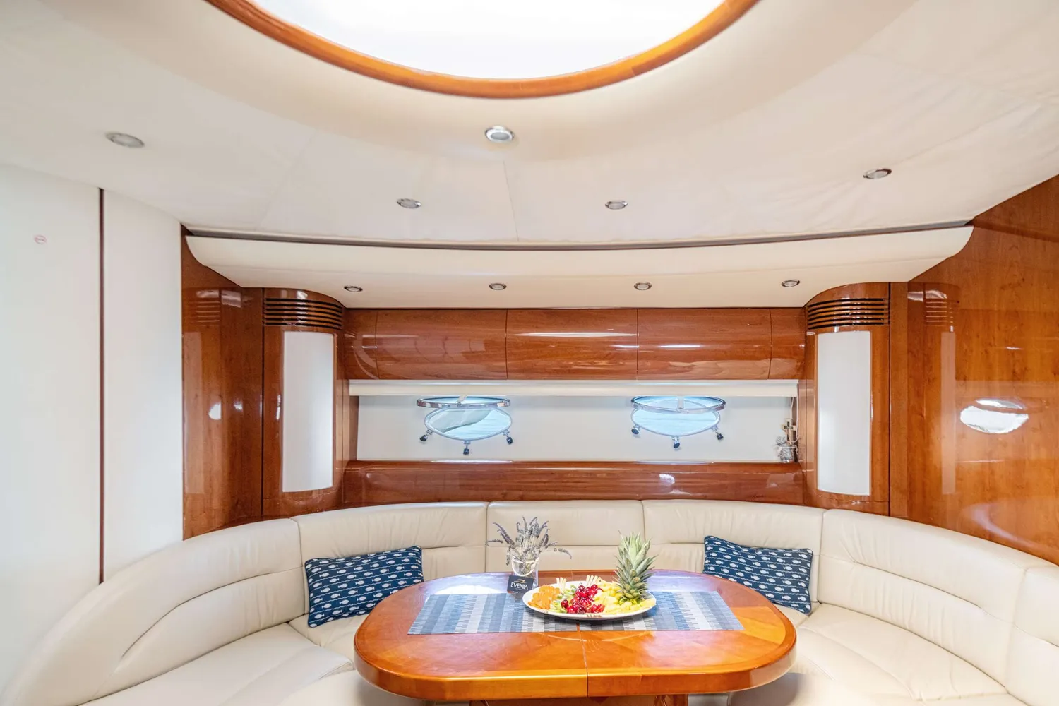 yacht-572664