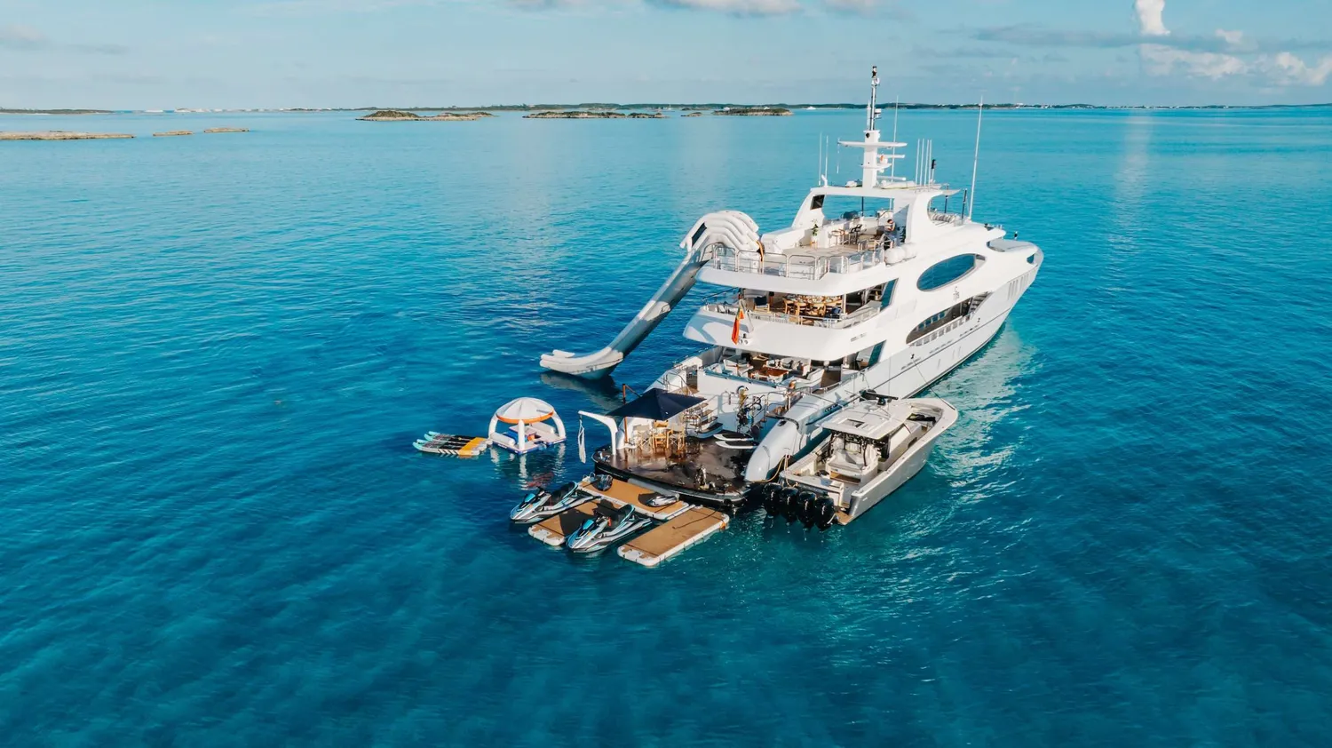 yacht-583025