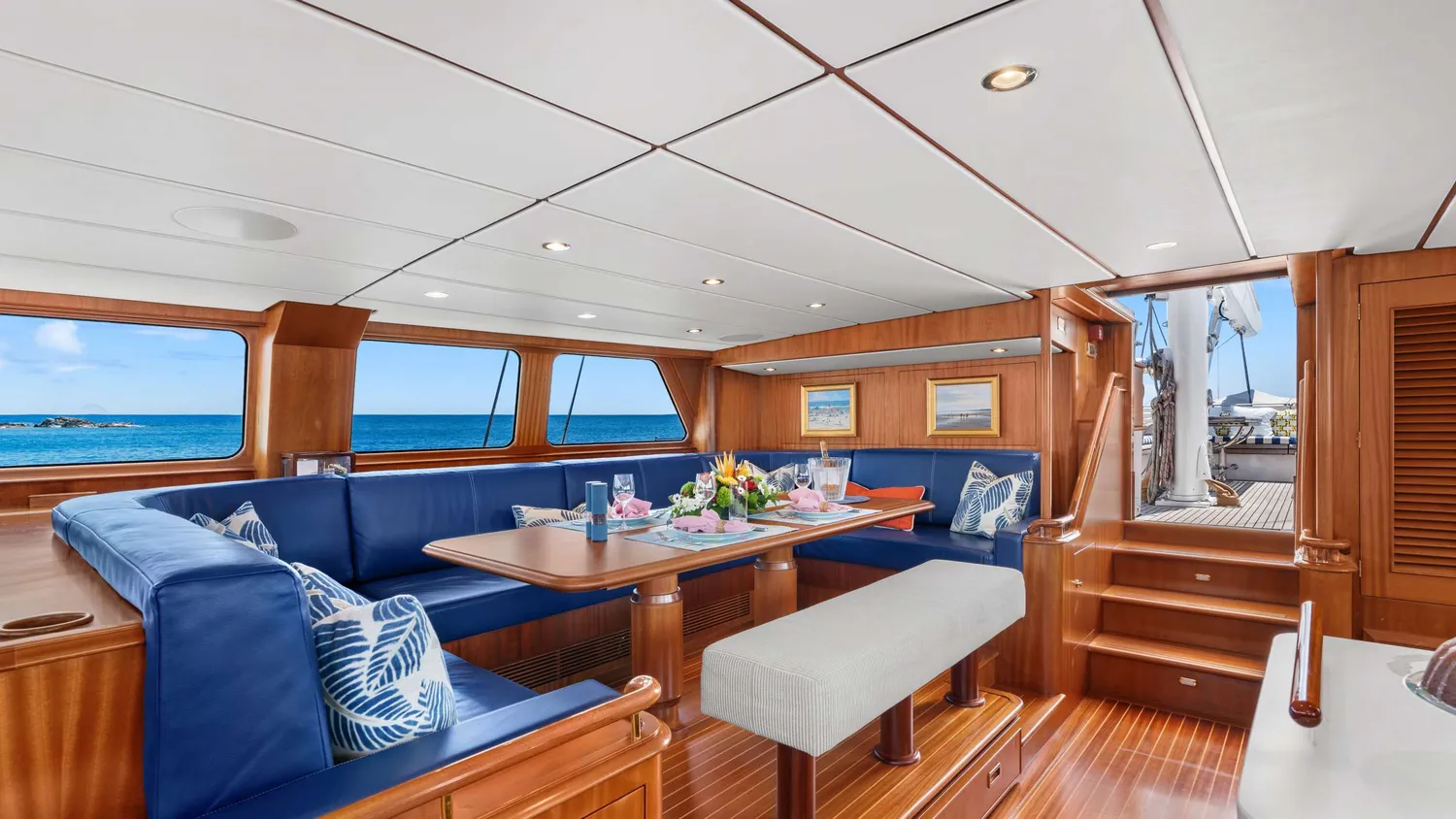 yacht-585501