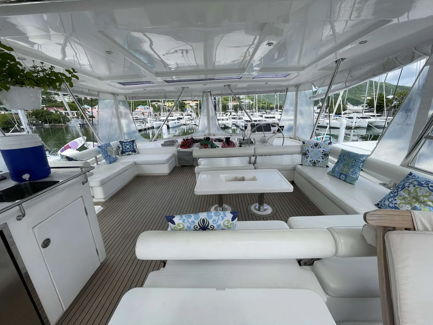 yacht-561536