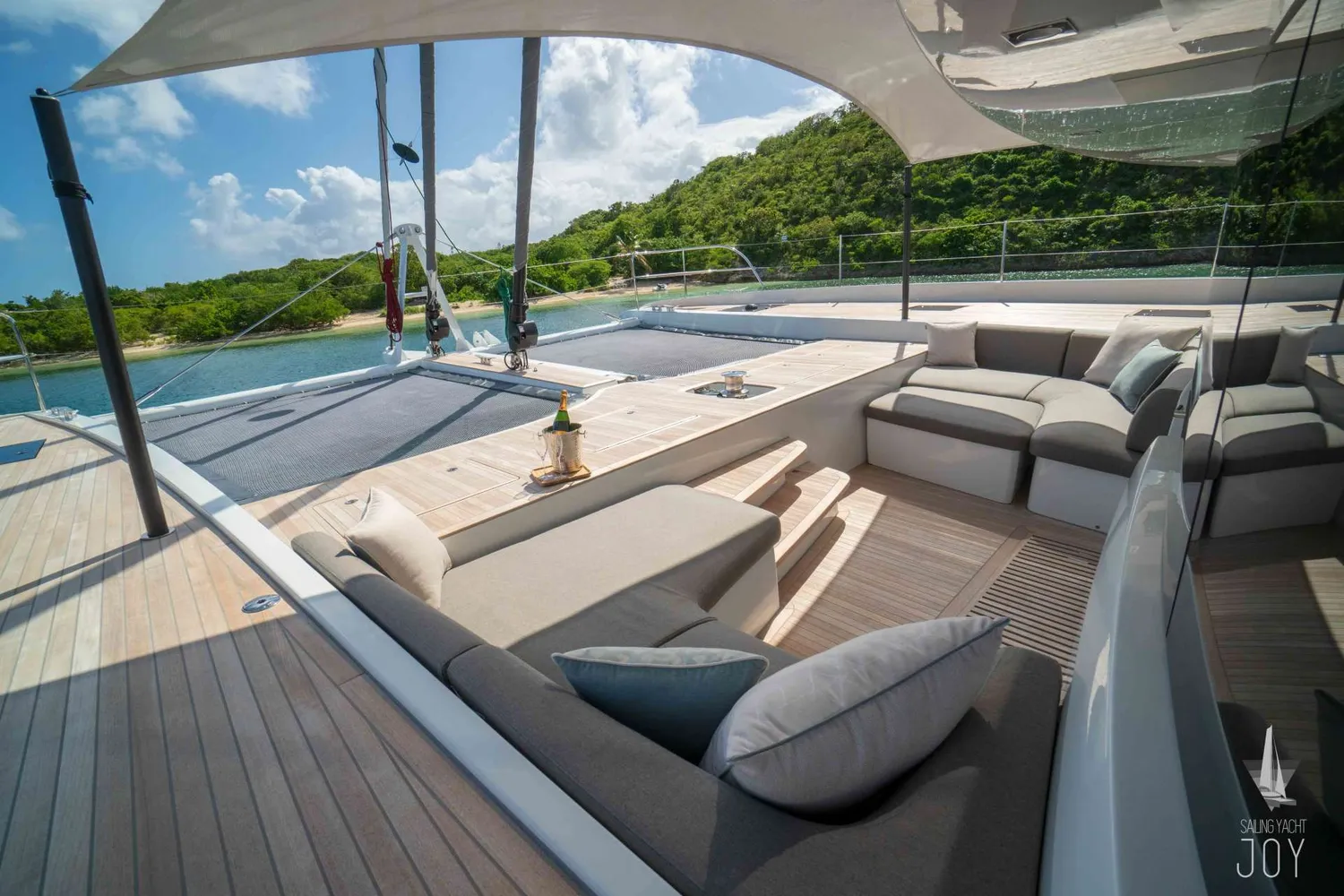 yacht-588838