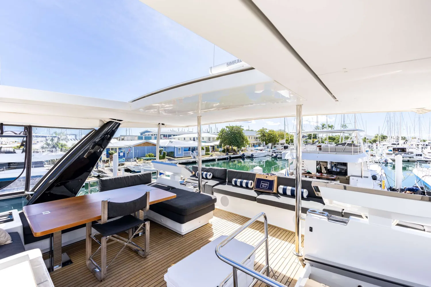 yacht-594378