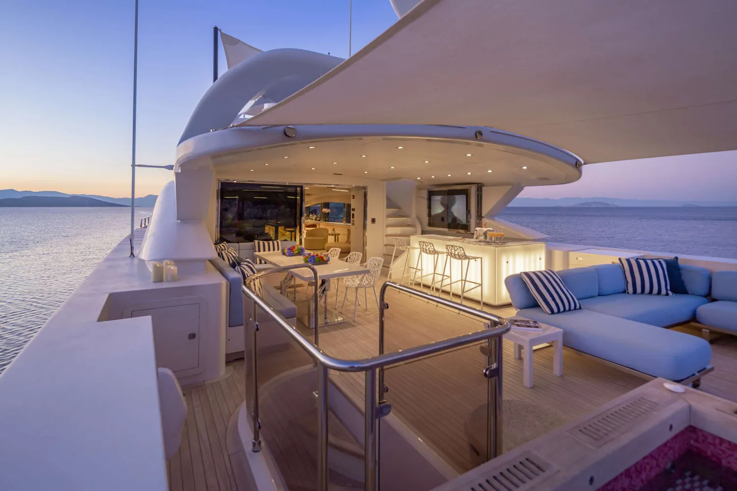 yacht-572071