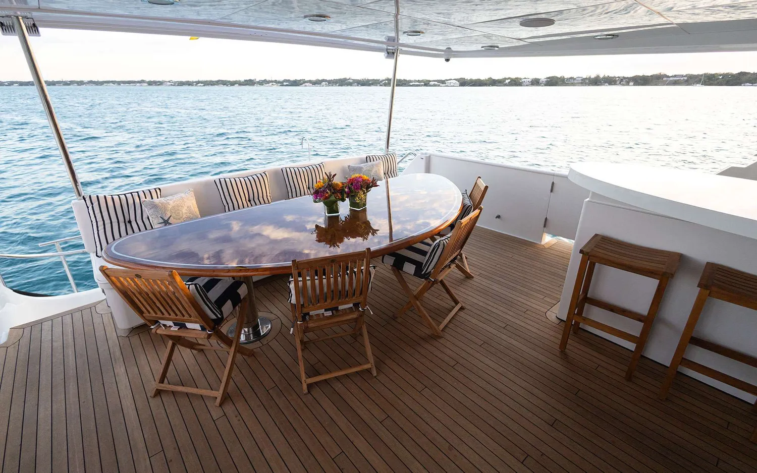 yacht-576045