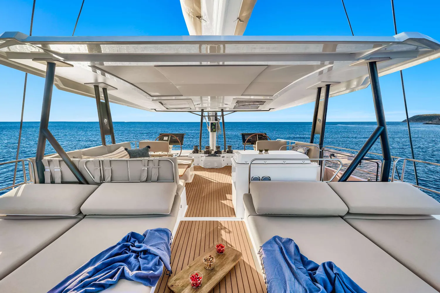 yacht-595175