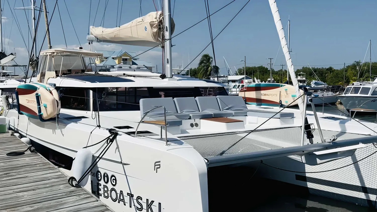 yacht-579940