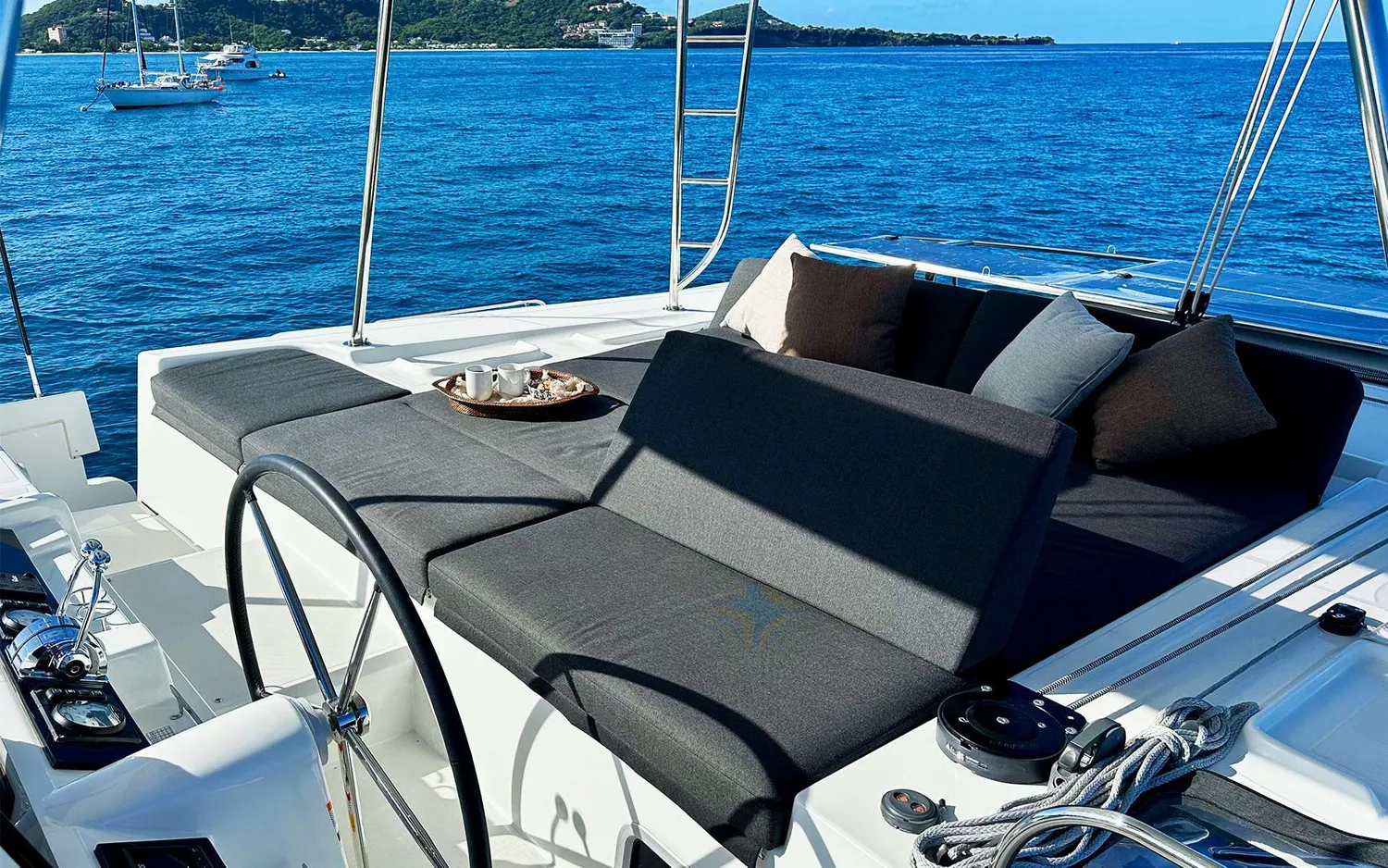 yacht-592141