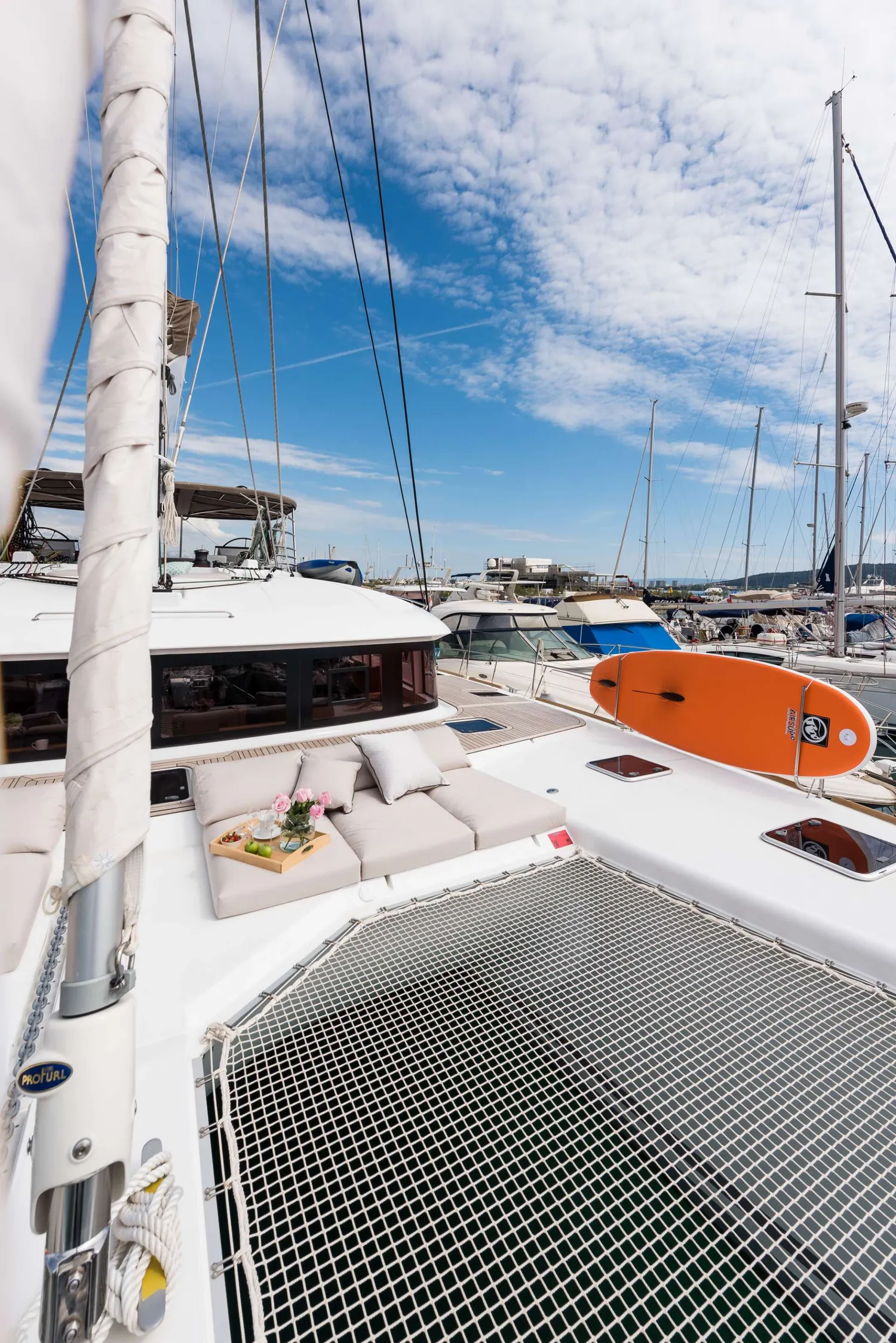 yacht-562039