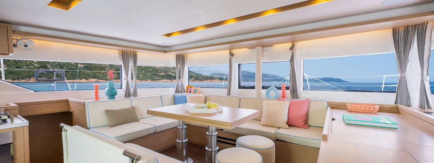 yacht-562434