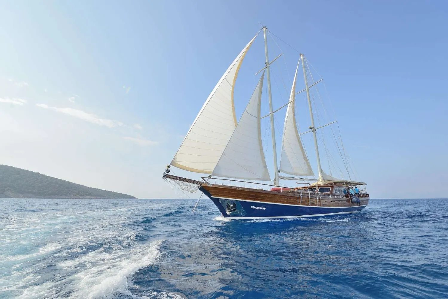 yacht-568428