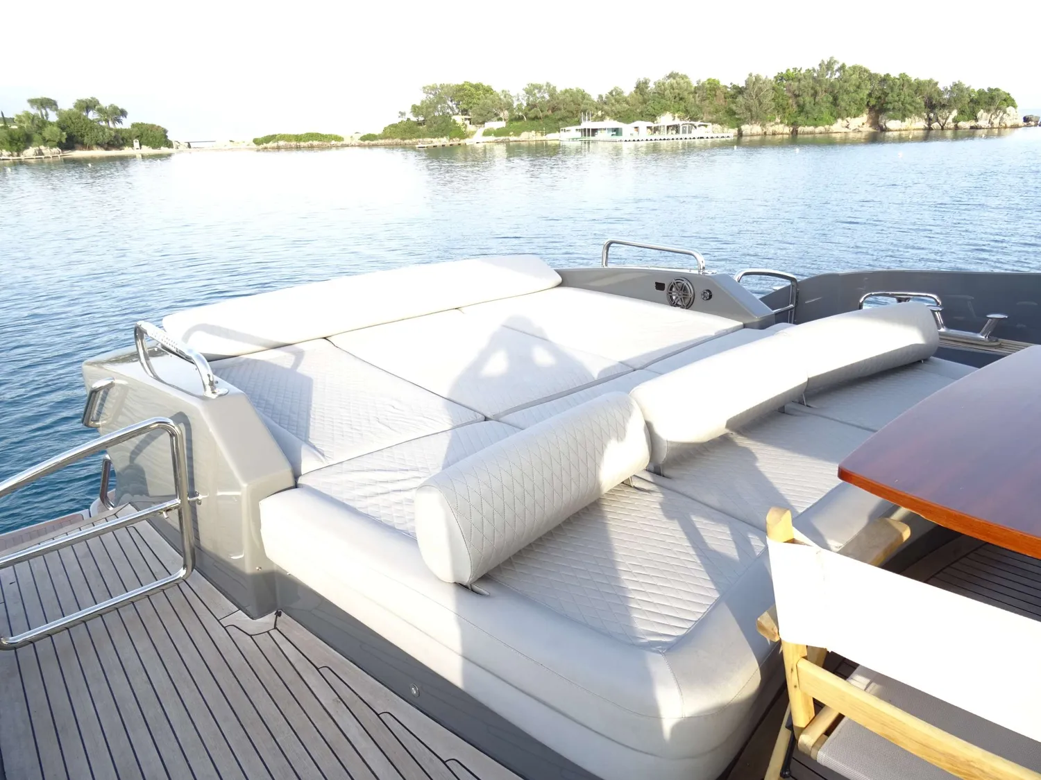 yacht-570332