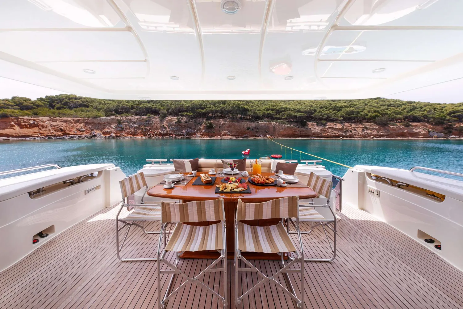 yacht-592351