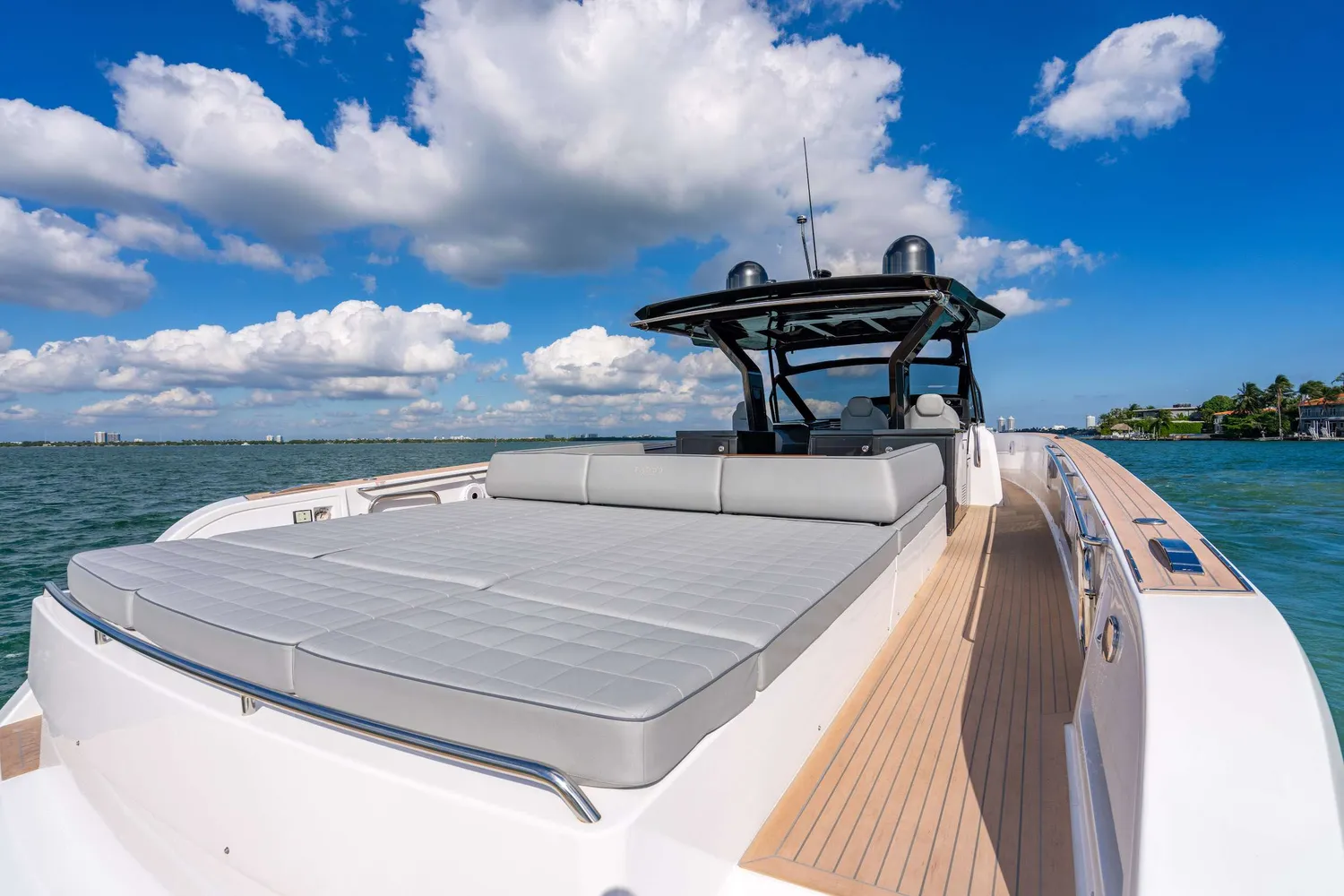 yacht-597150