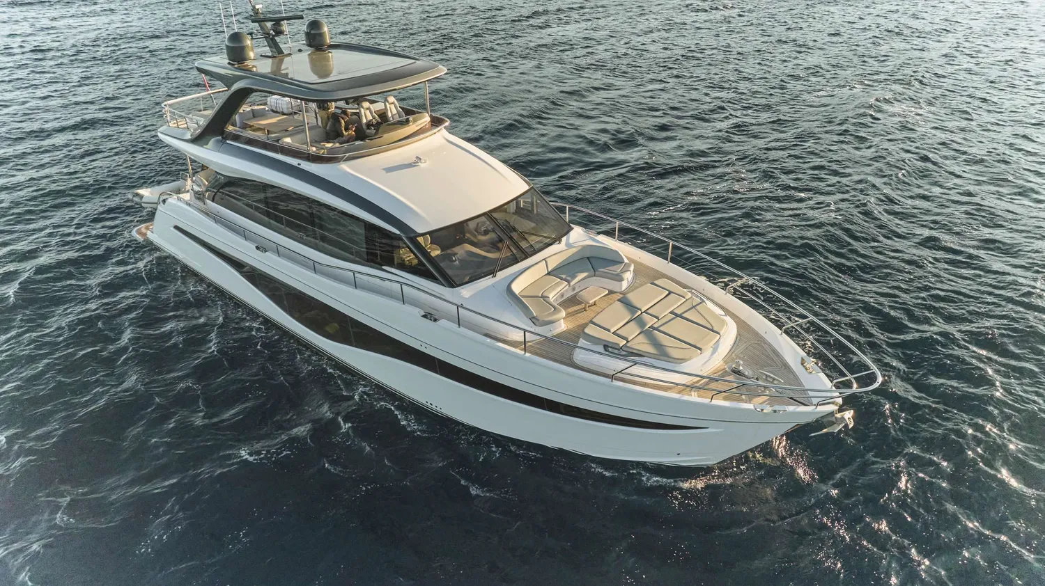 yacht-592122