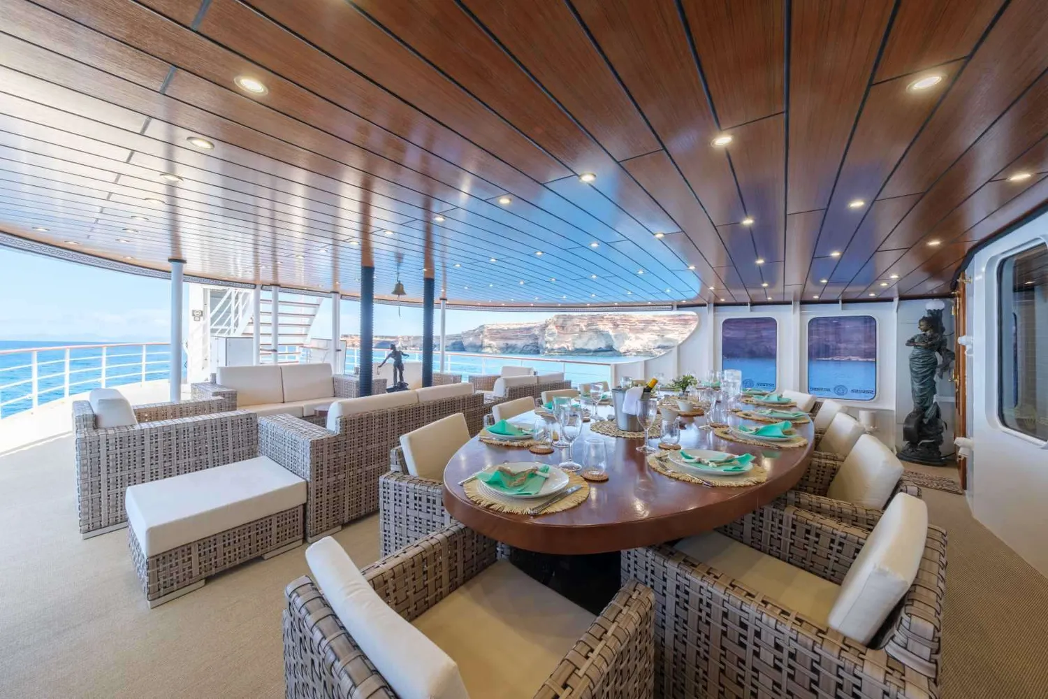 yacht-569145