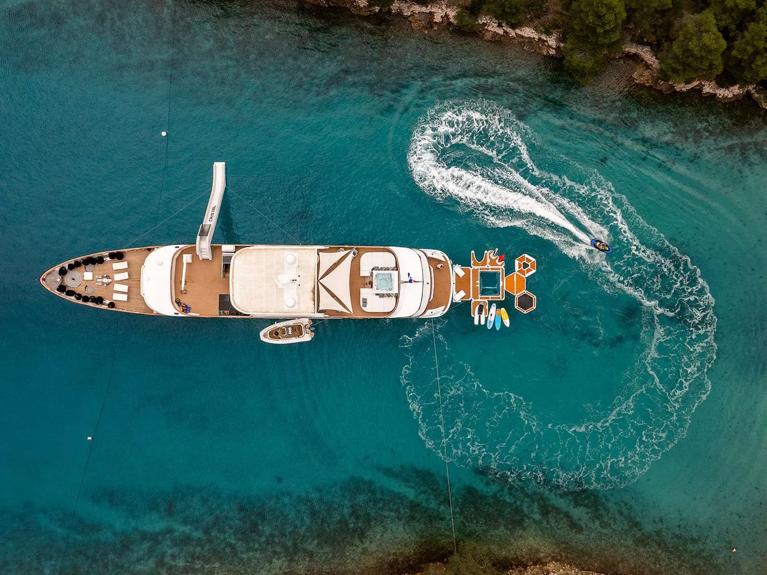 yacht-567979