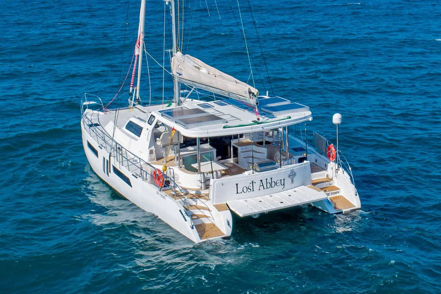 yacht-571677