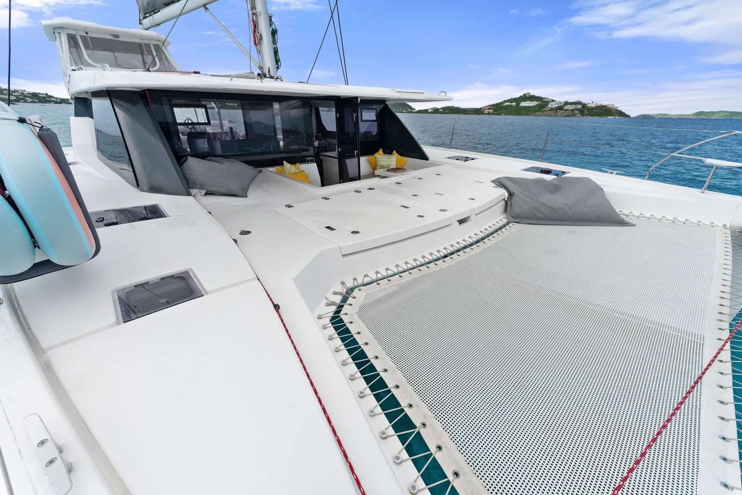 yacht-584567