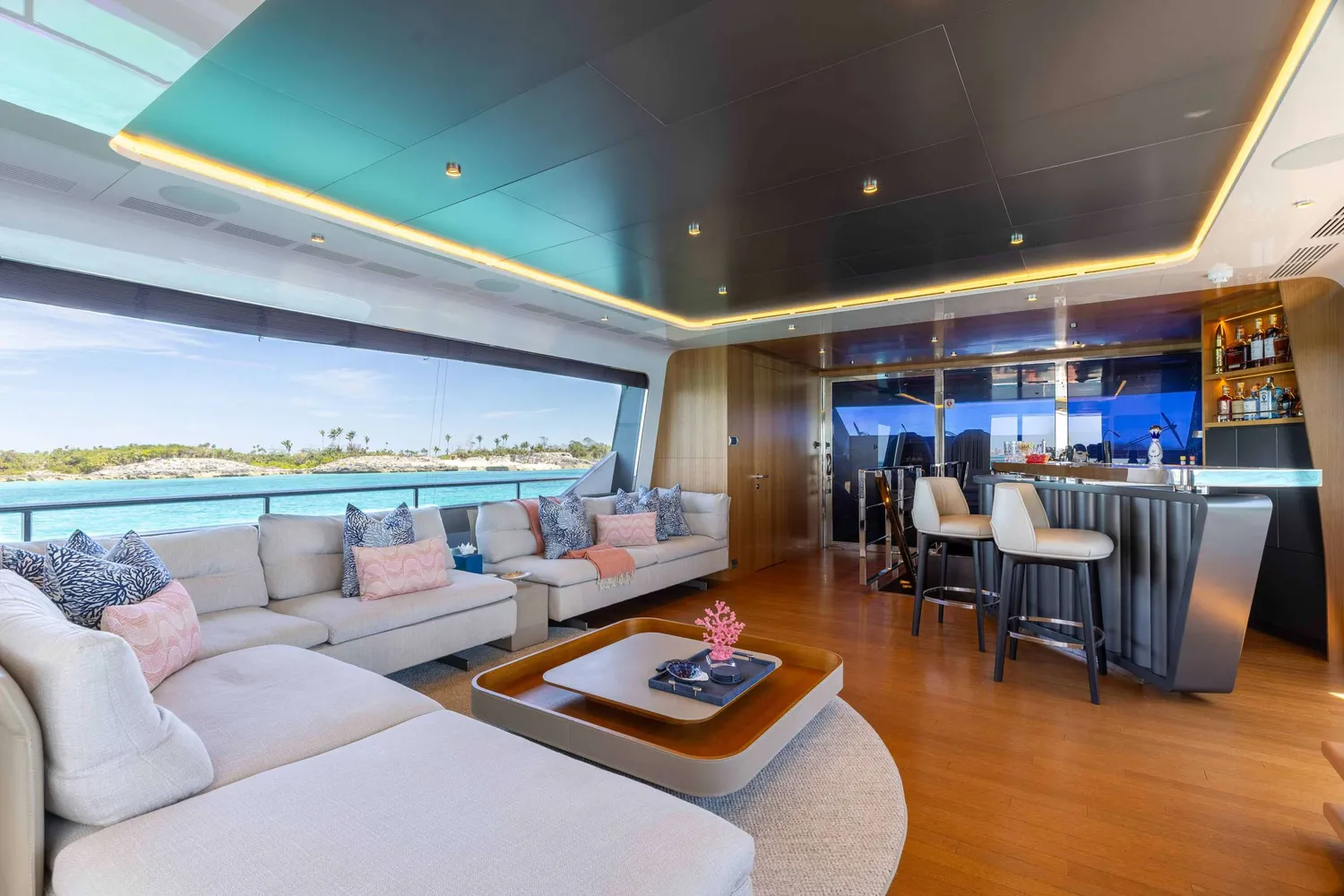 yacht-580360