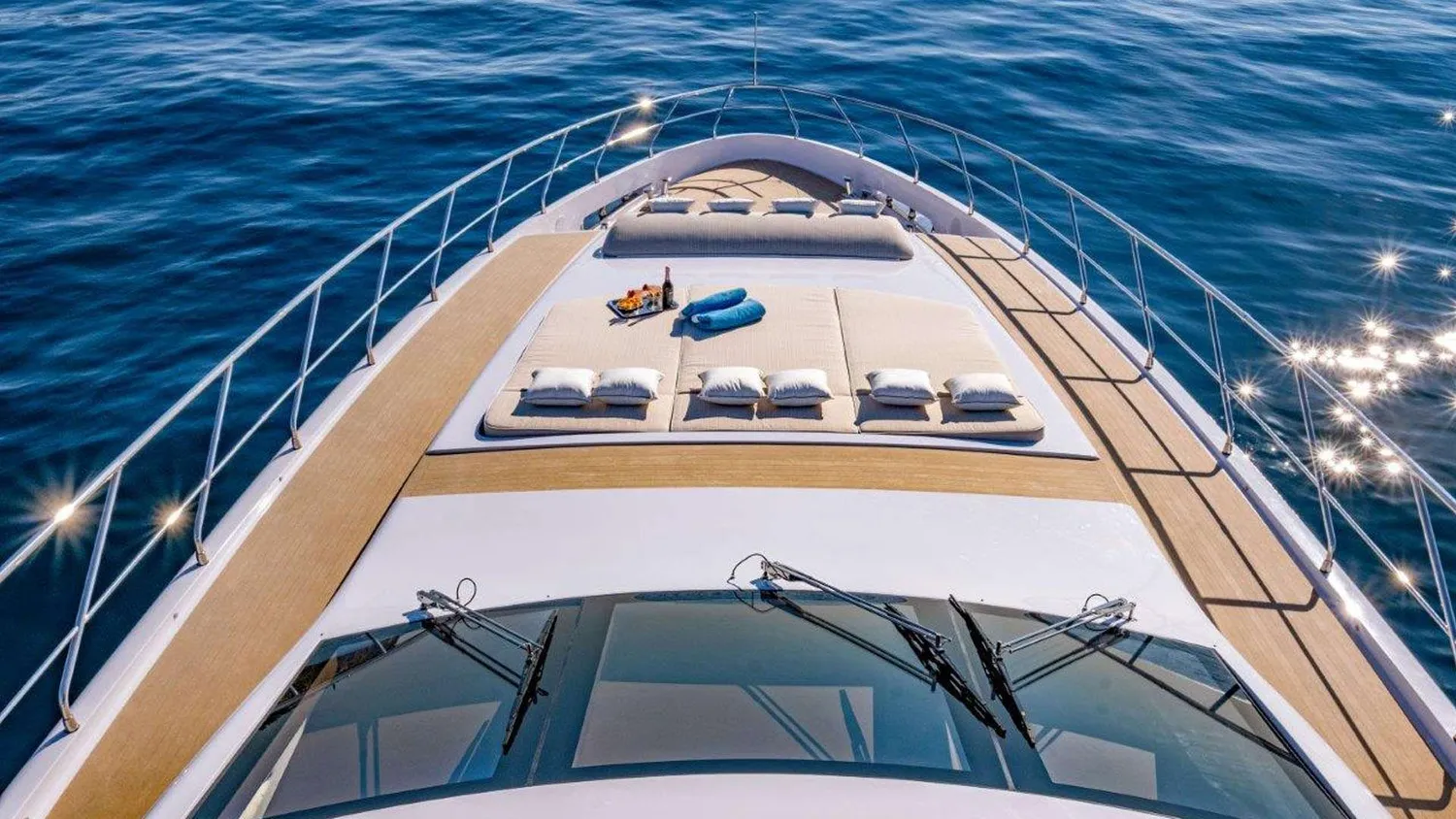 yacht-592003