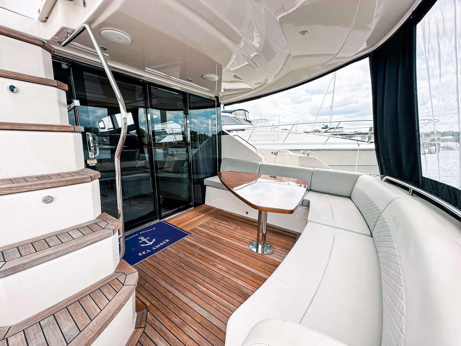 yacht-582518