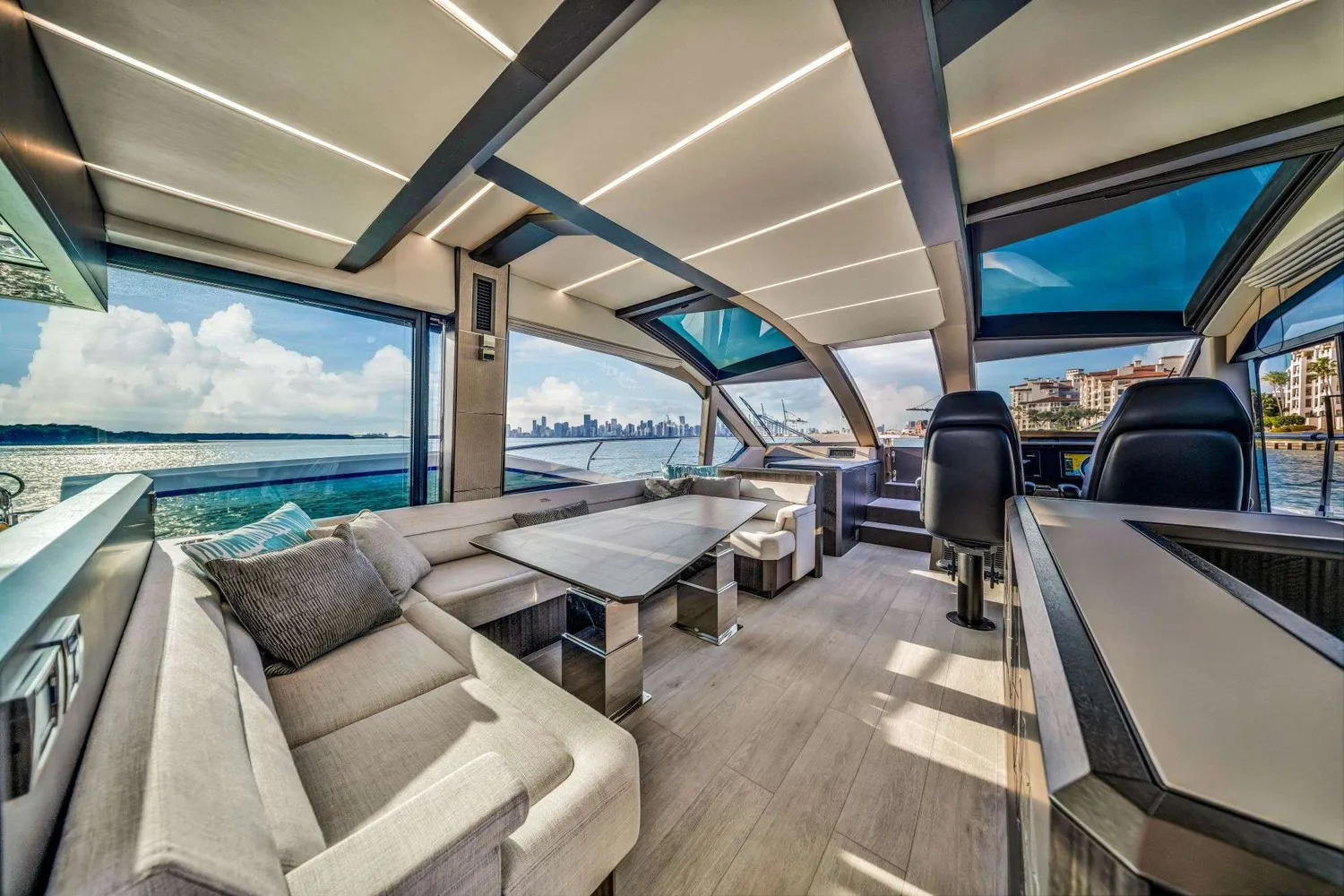 yacht-586223
