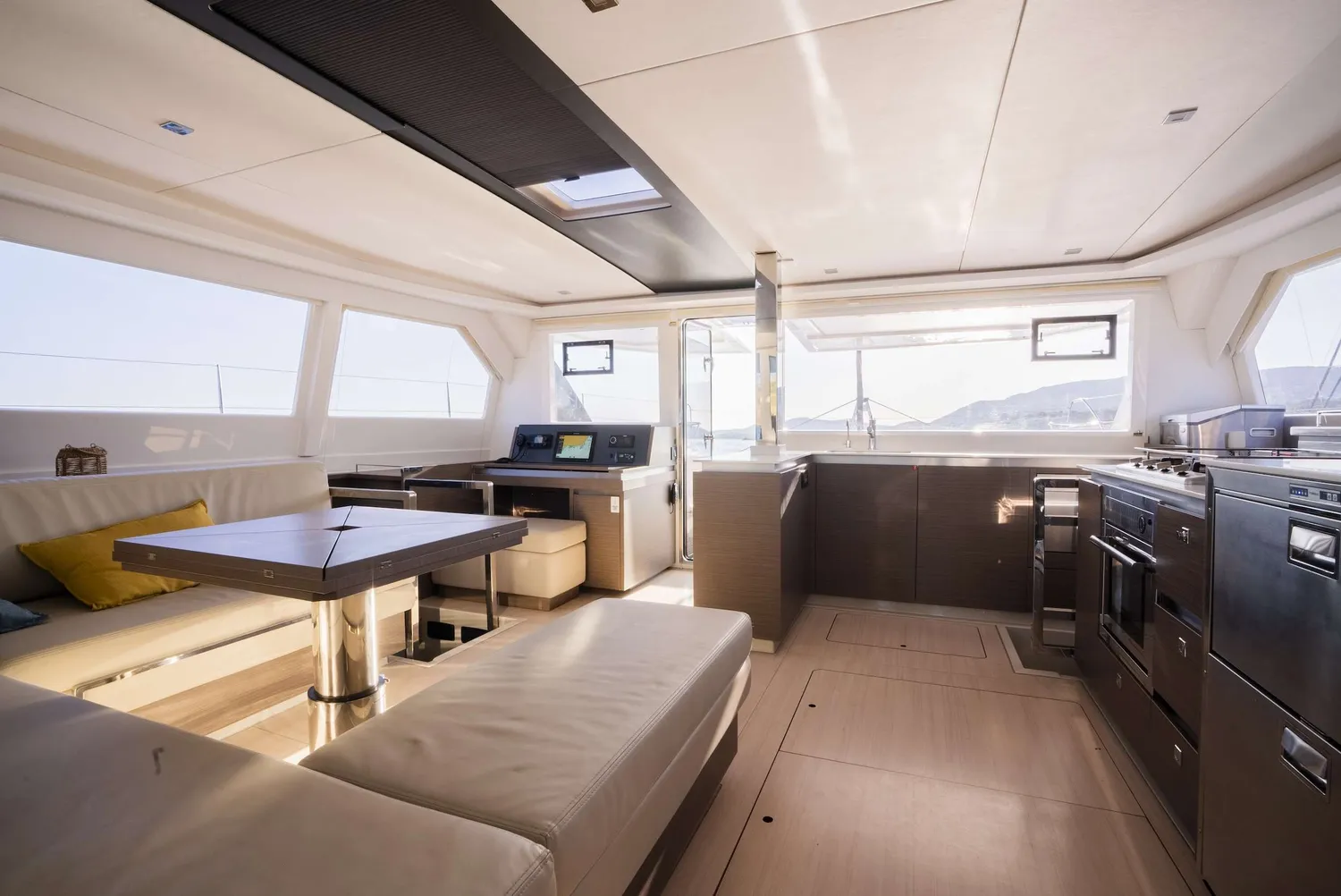 yacht-559881