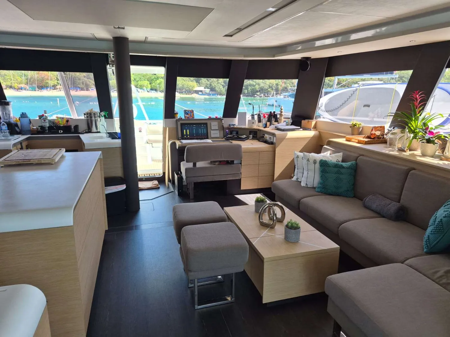 yacht-573518