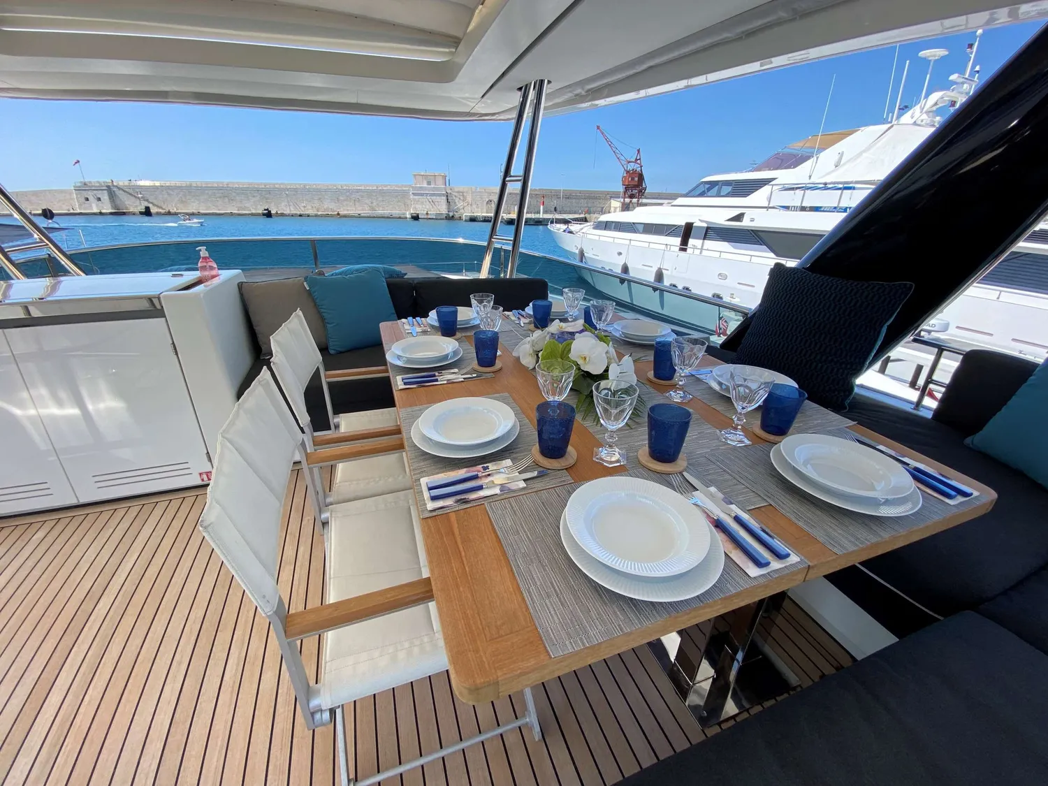 yacht-580463