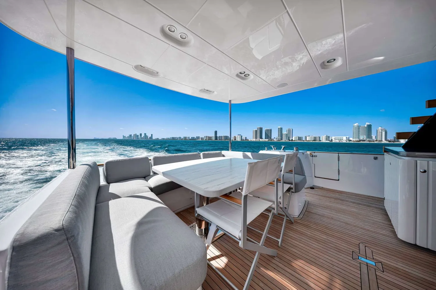 yacht-562340