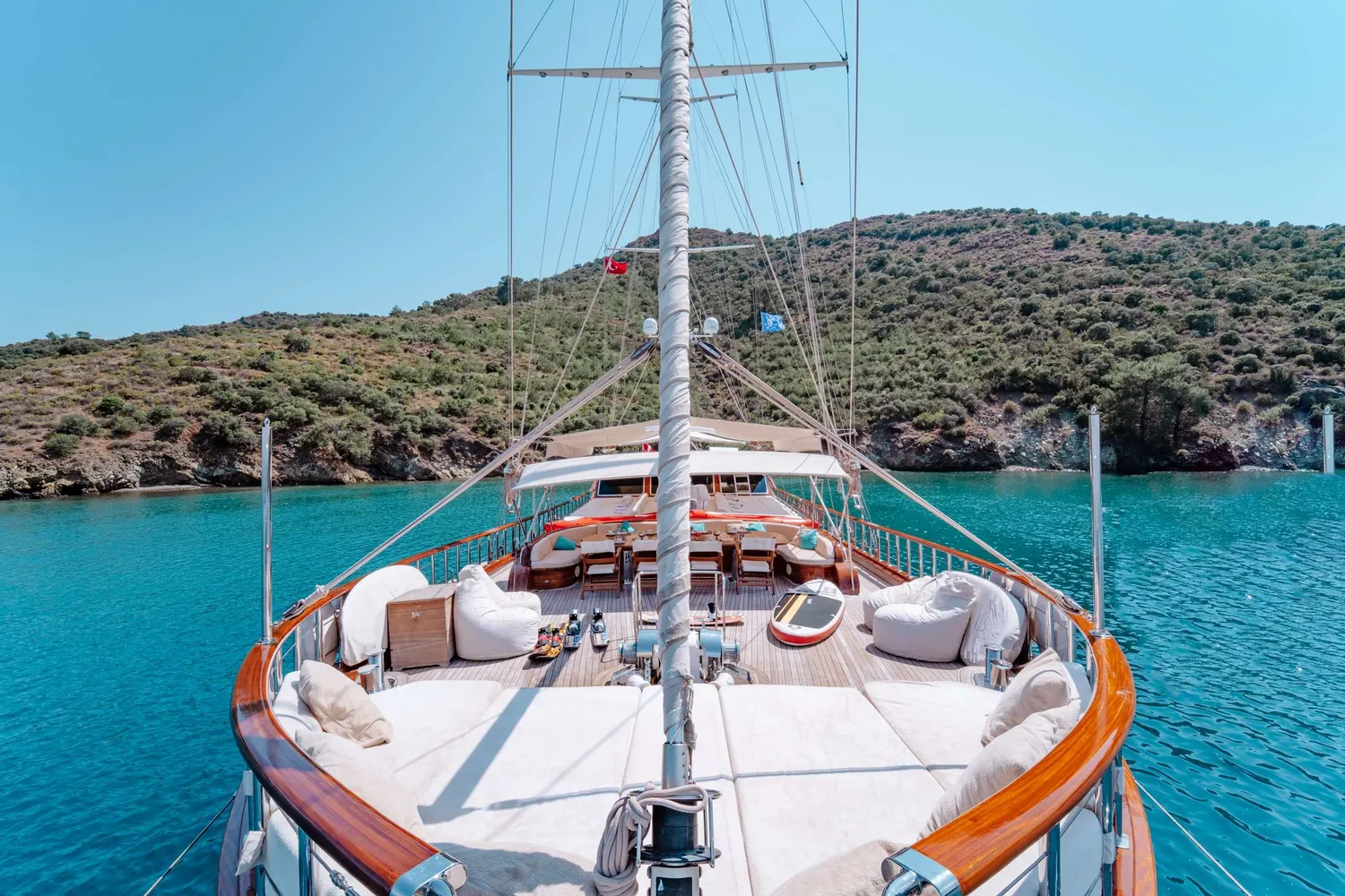 yacht-583553