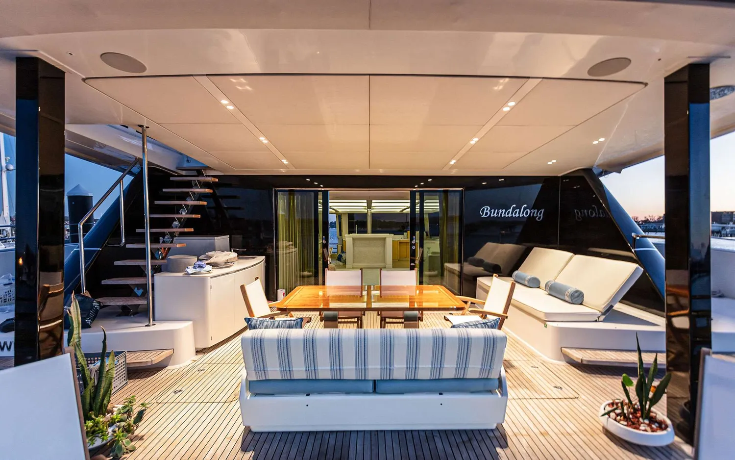 yacht-581322