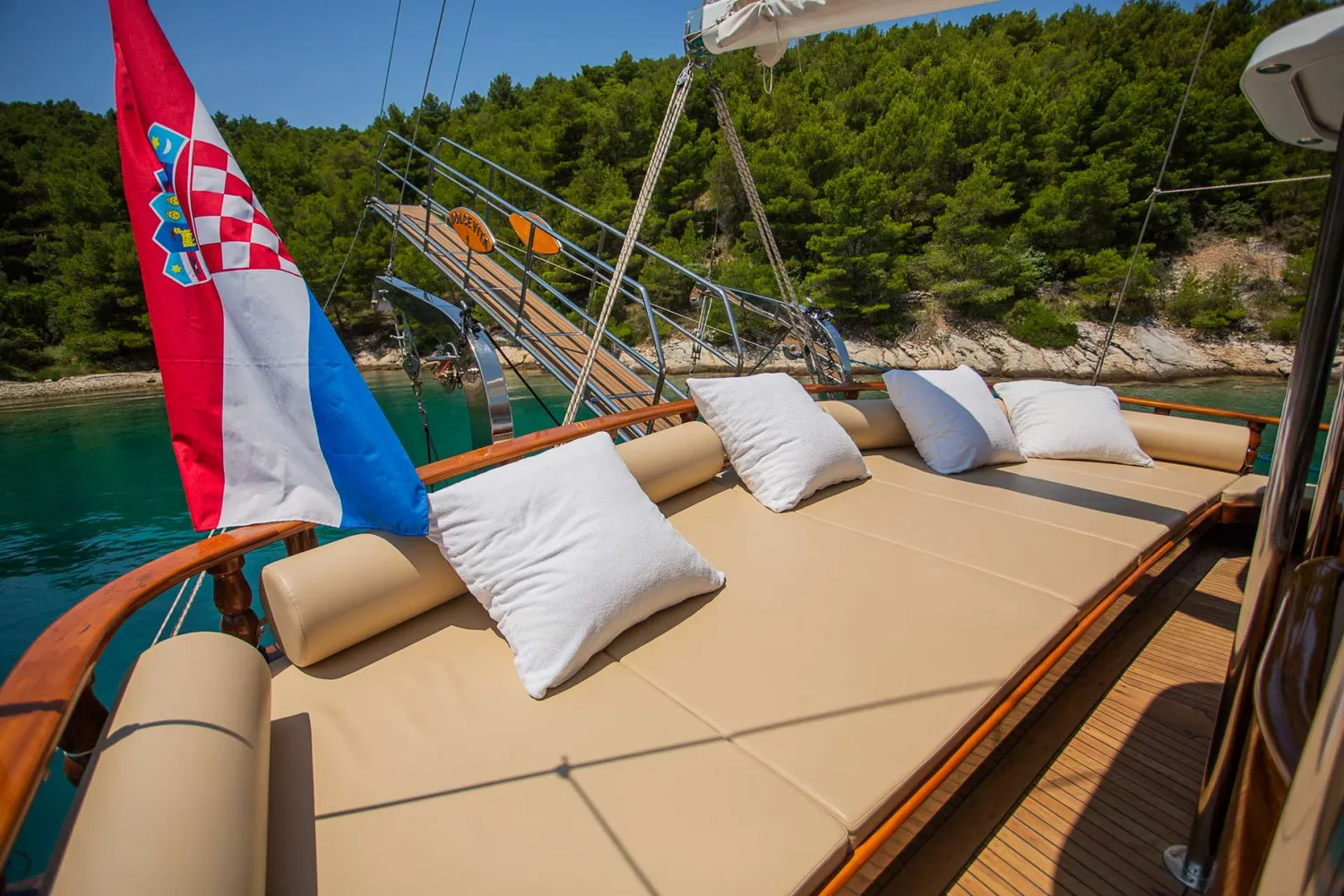 yacht-564518