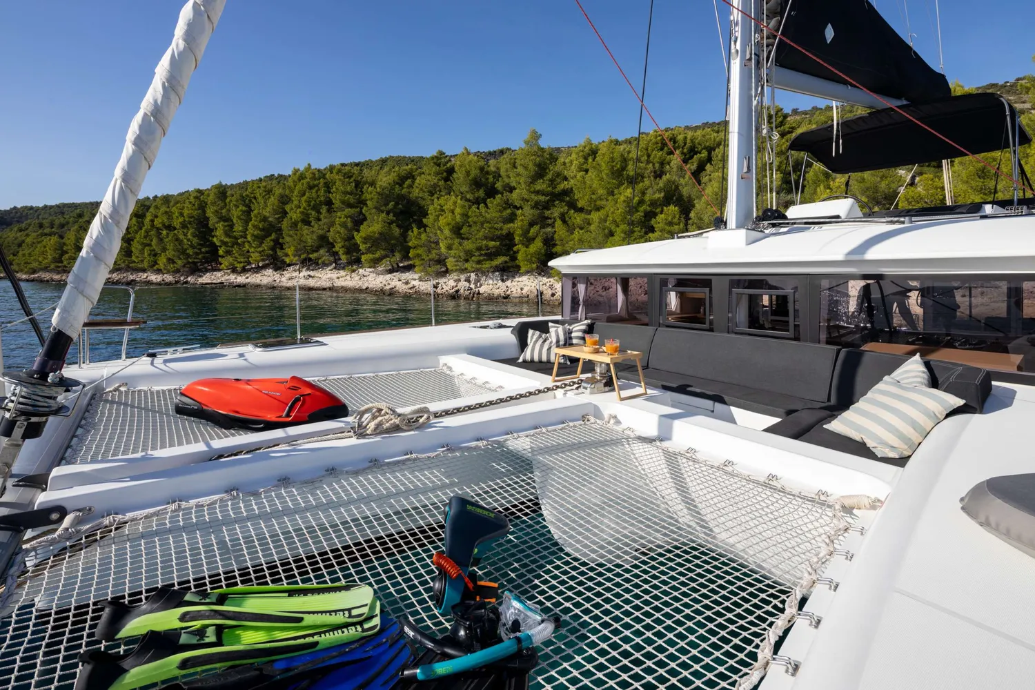 yacht-588004
