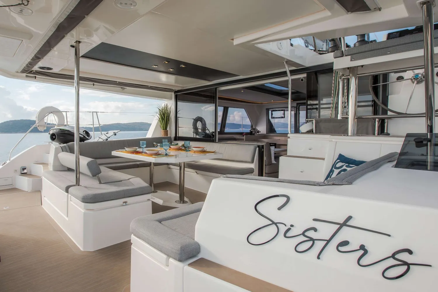 yacht-597587