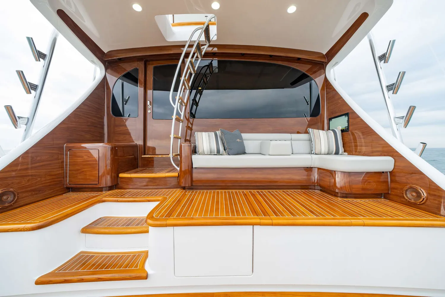 yacht-583571