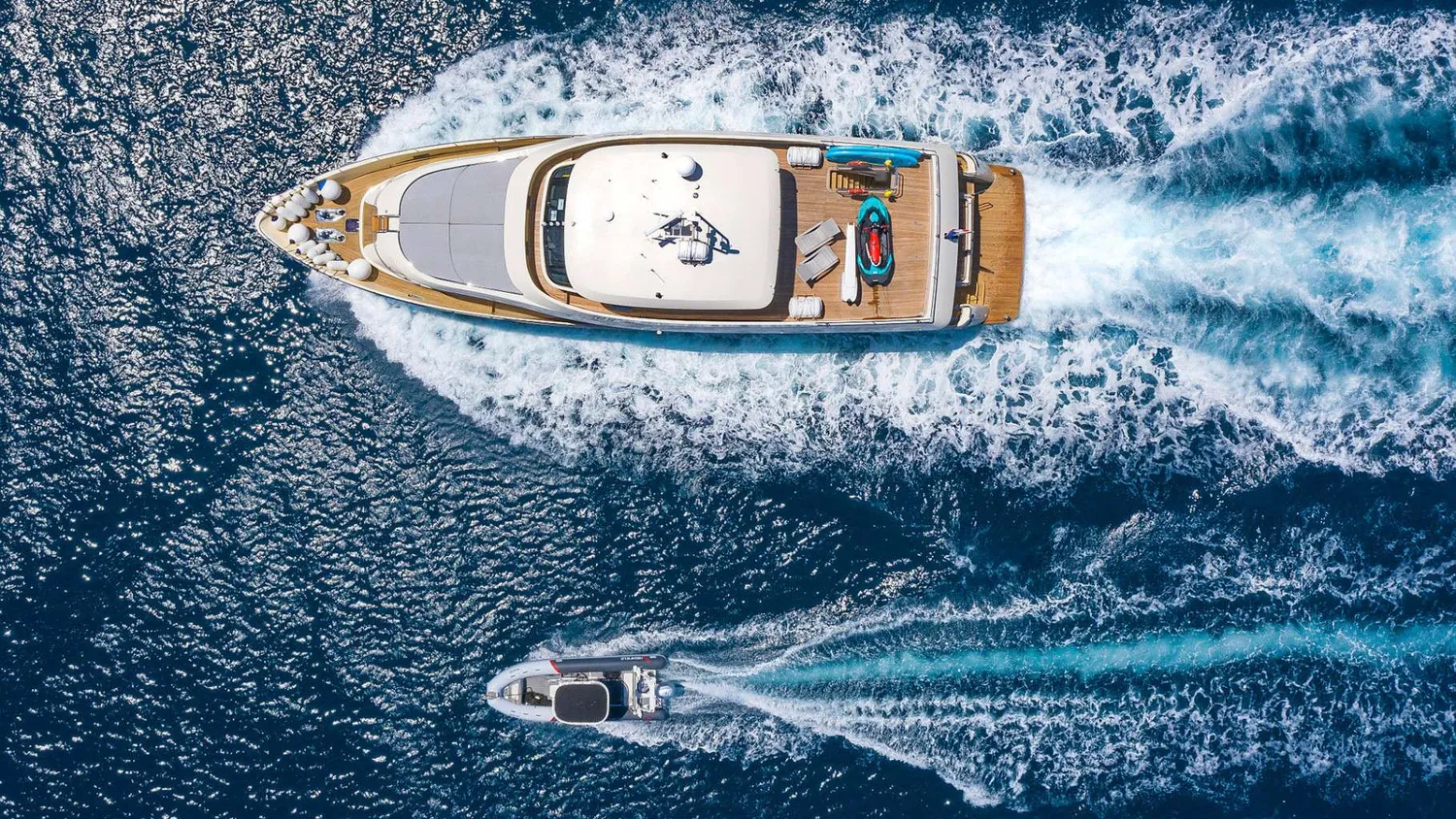 yacht-589072