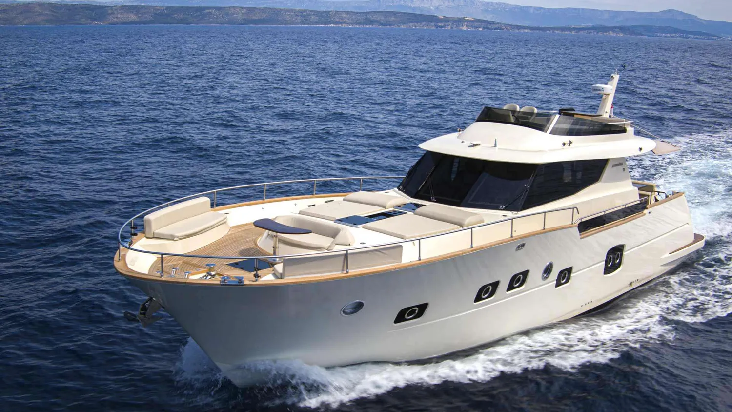 yacht-577726