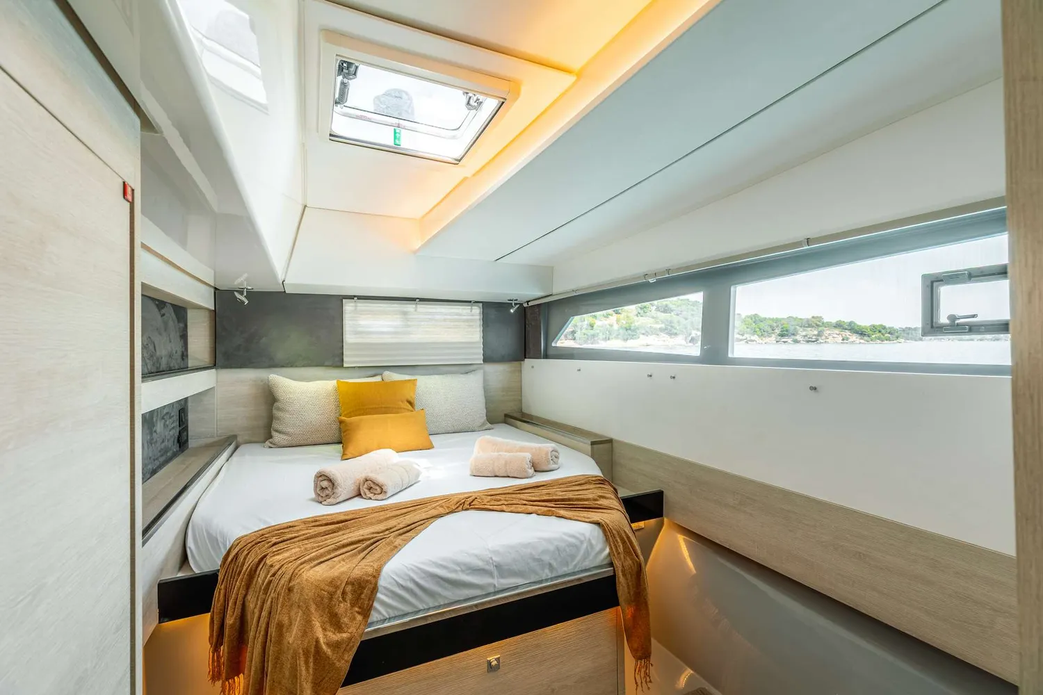 yacht-576886
