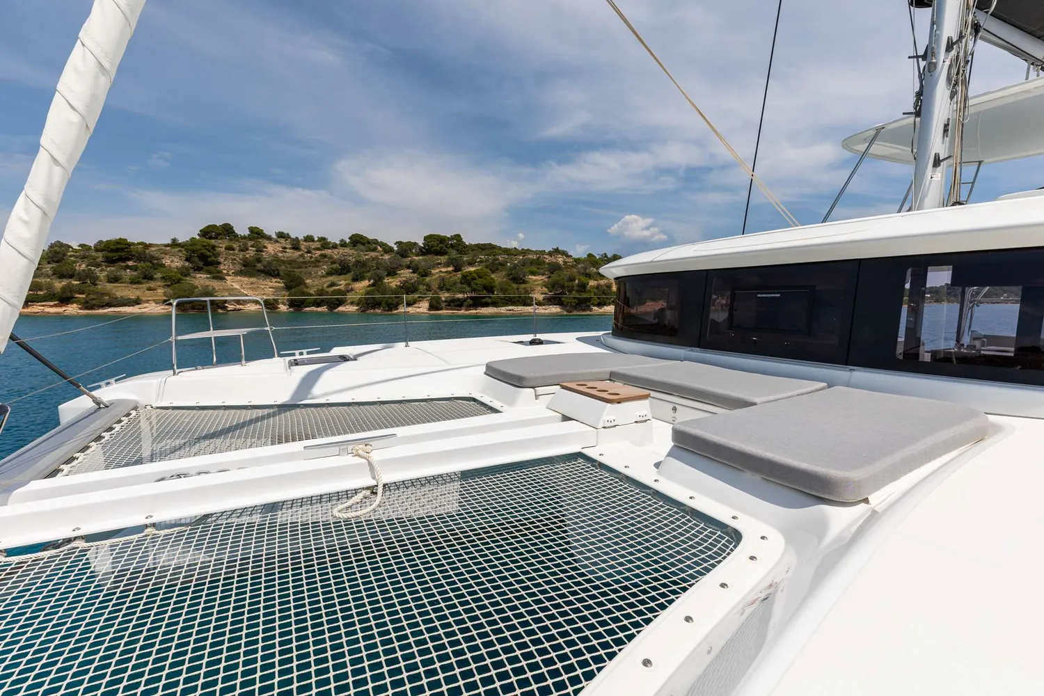 yacht-589567