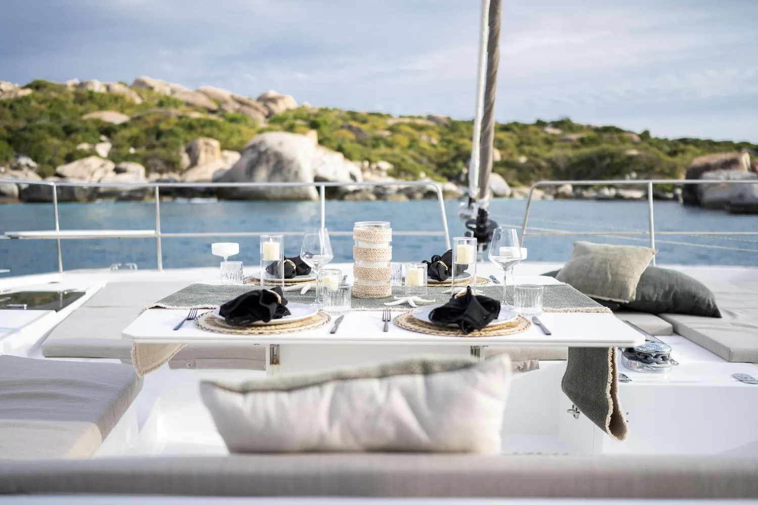 yacht-550575