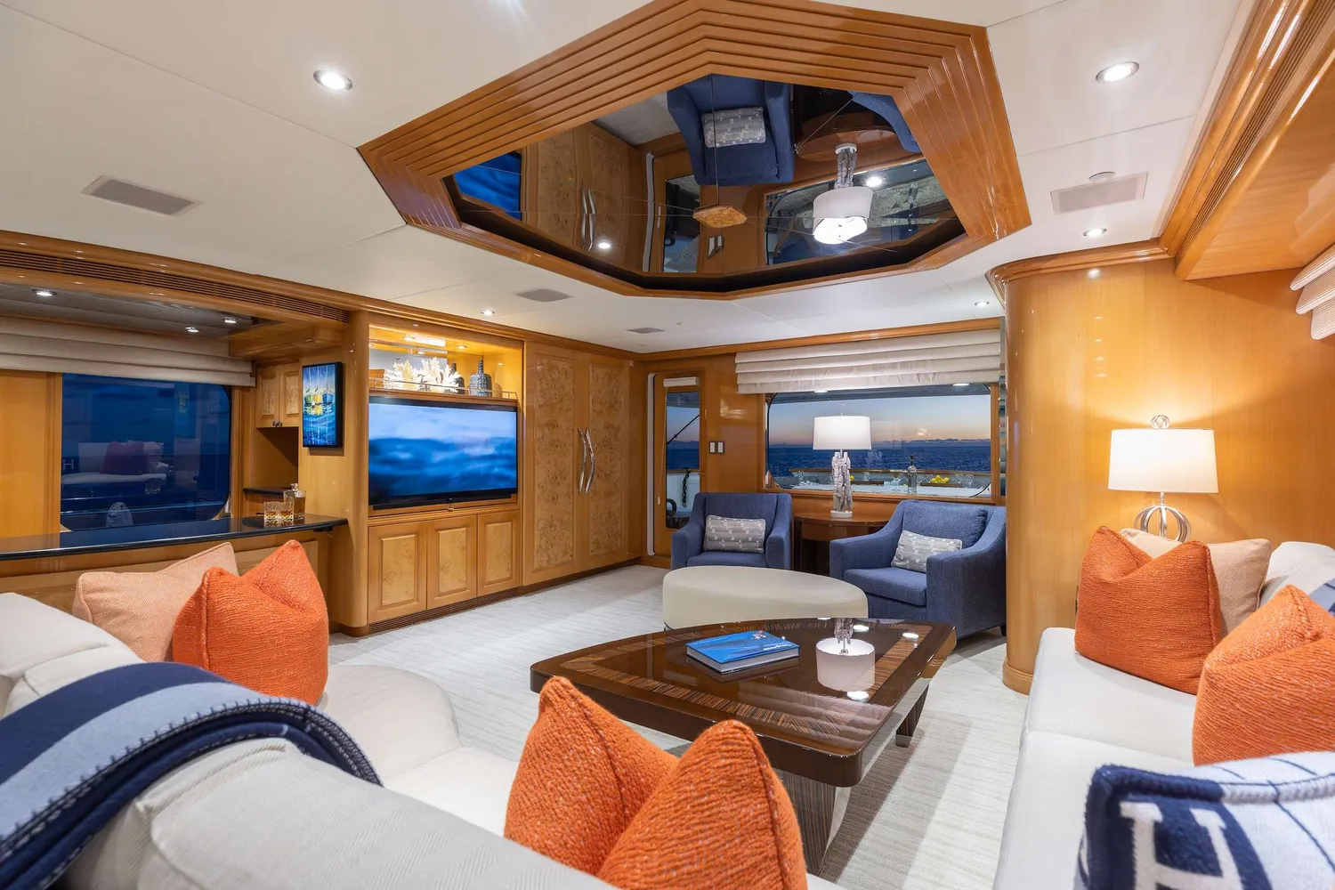 yacht-601770