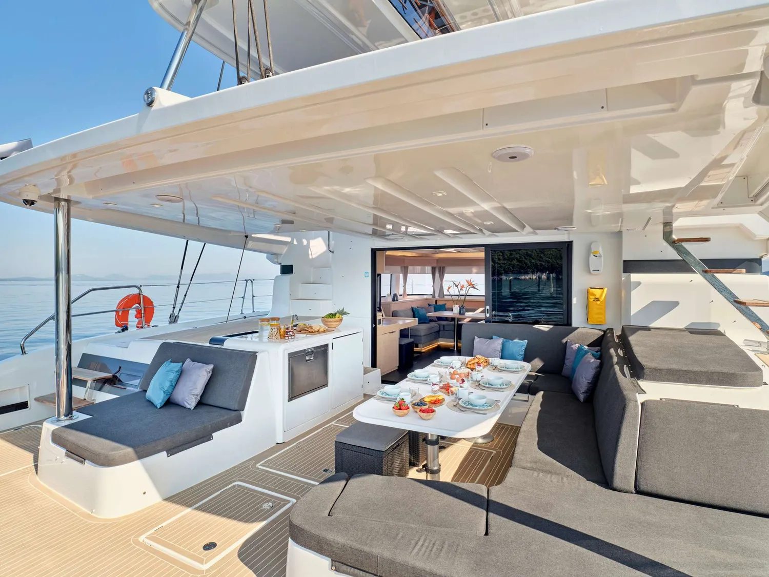 yacht-577411