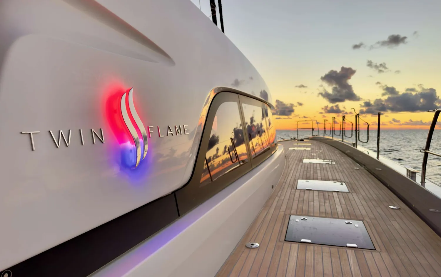 yacht-576488