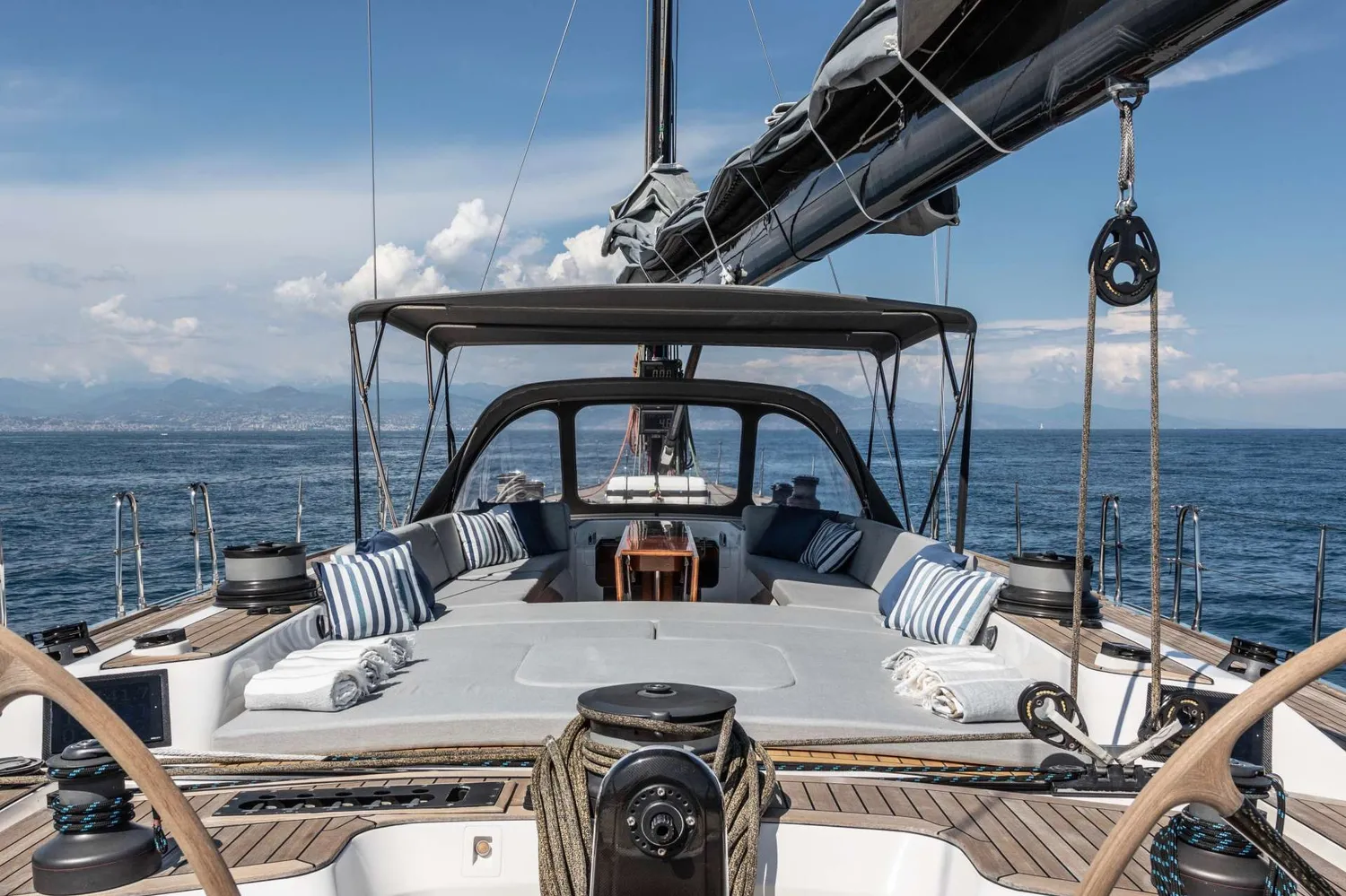 yacht-569947